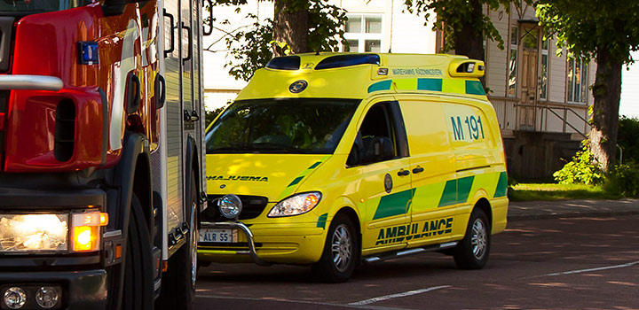 Ambulans och brandbil